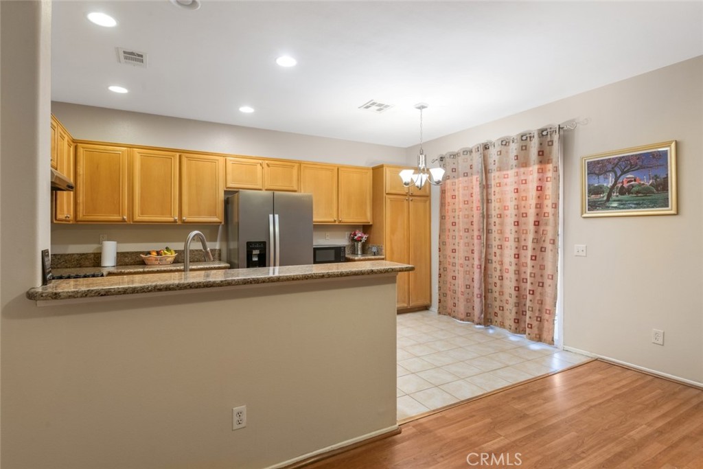 14424 Jeremiah Street Property Photo 6