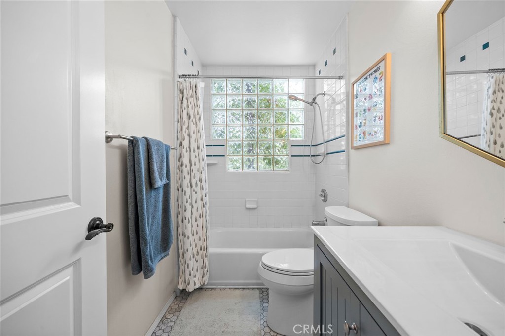 1136 Nottingham Way Property Photo 24