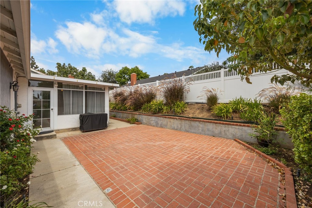 1136 Nottingham Way Property Photo 32