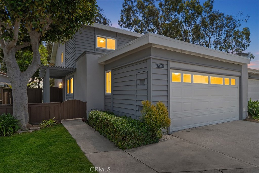 18456 Gina Lane Property Photo 2