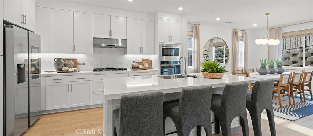 2028 Pyrenes Place Property Photo 1