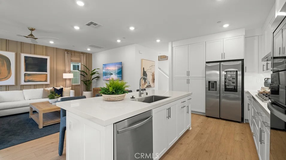 2028 Pyrenes Place Property Photo 5