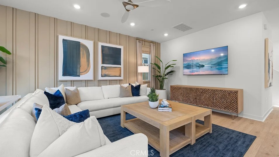 2028 Pyrenes Place Property Photo 7