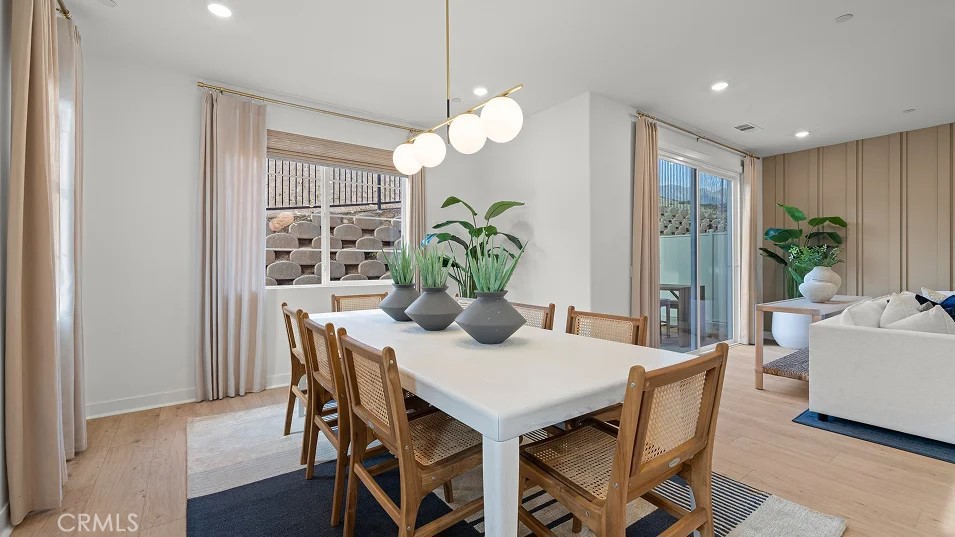 2028 Pyrenes Place Property Photo 10