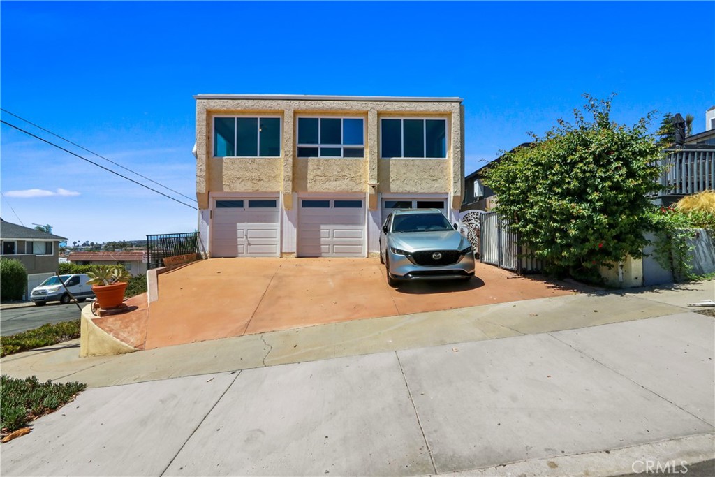 33861 Alcazar A Property Photo 1