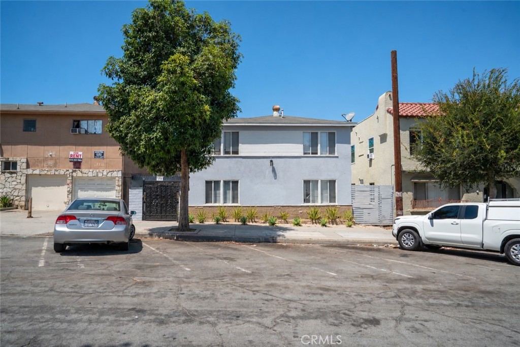 1425 Cedar Avenue Property Photo 1