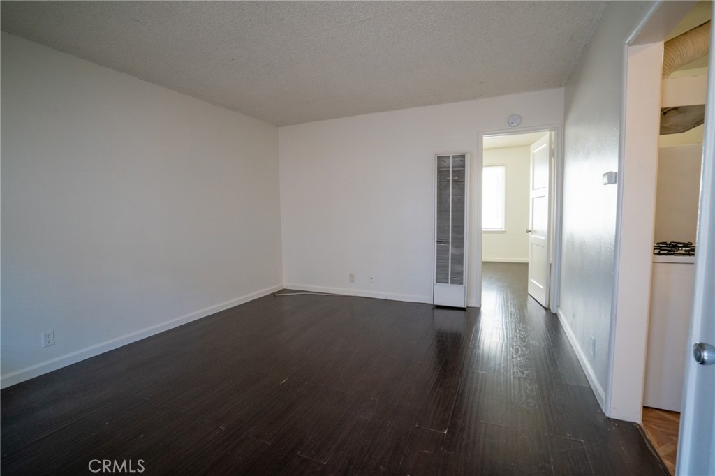 1425 Cedar Avenue Property Photo 4