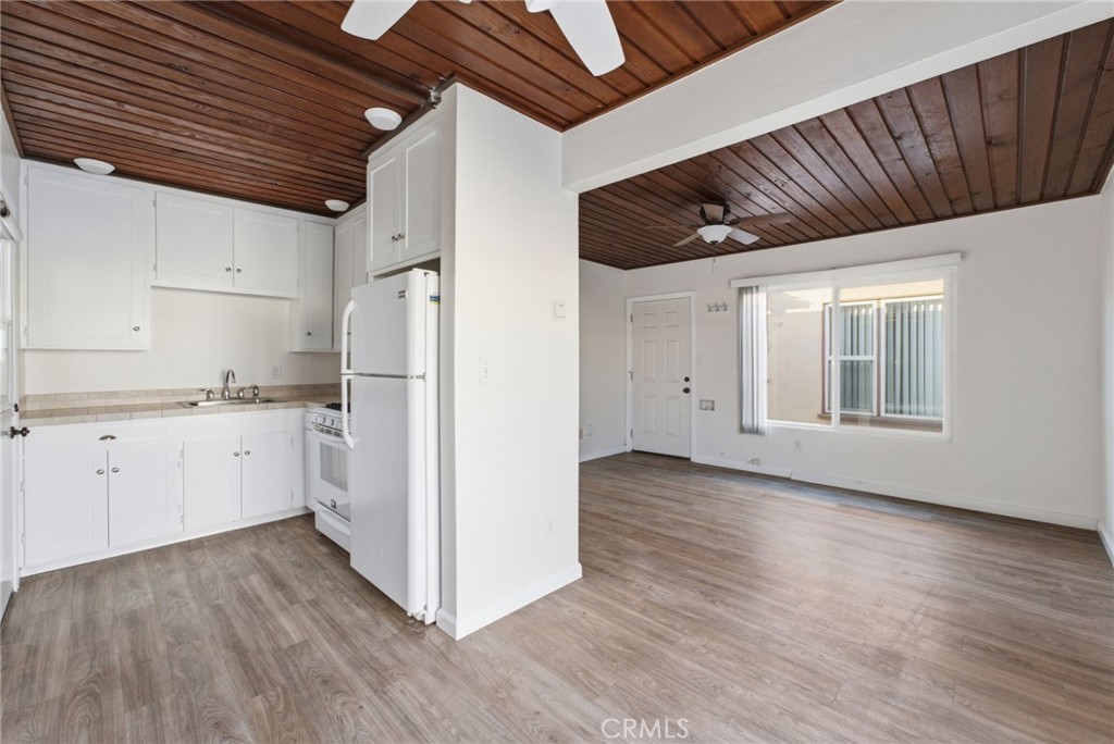 5161 W. Point Loma Blvd Property Photo 16
