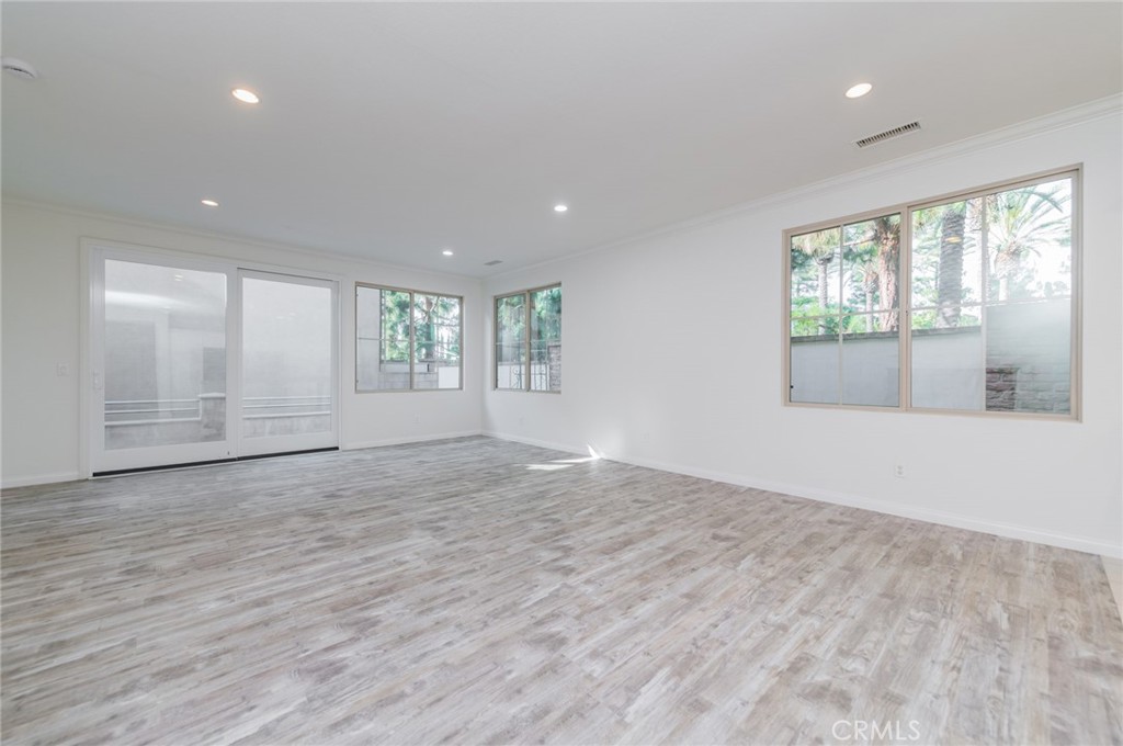57 Sable Property Photo 6