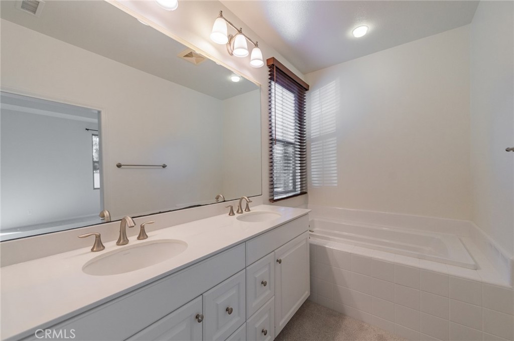 57 Sable Property Photo 15