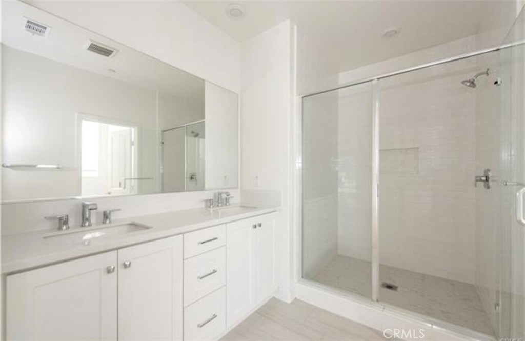 273 Lynx Property Photo 8