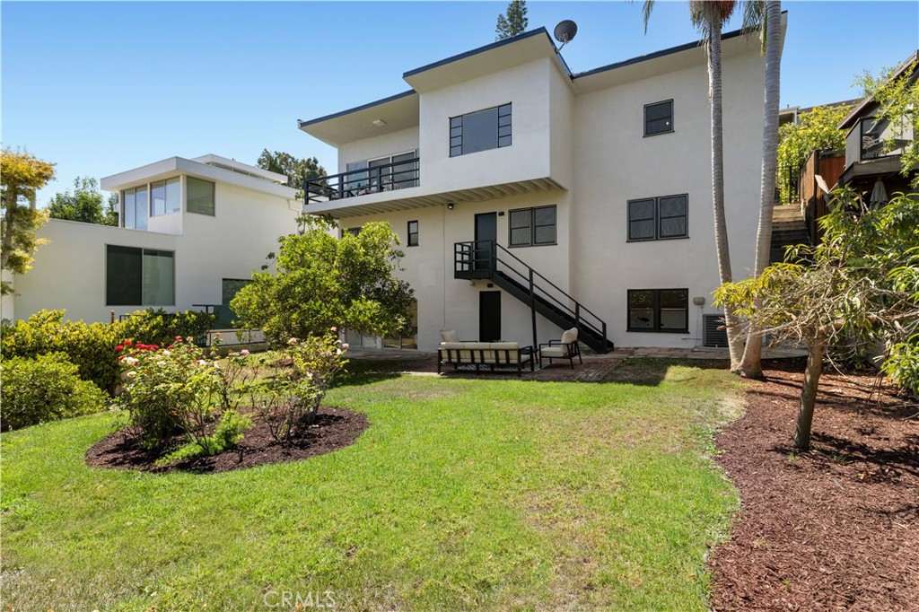2054 Kenilworth Property Photo 24