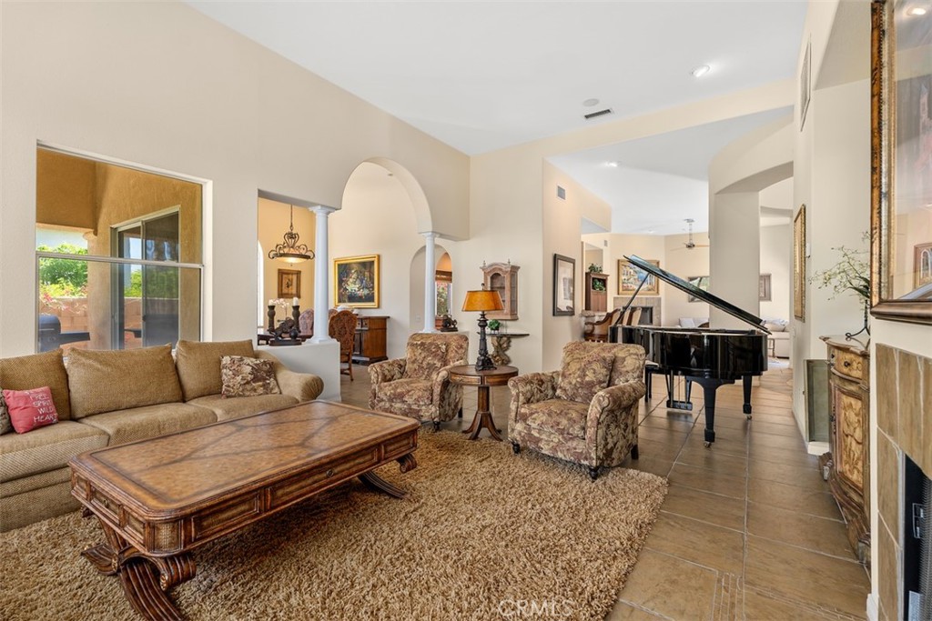 1228 Verdugo Property Photo 6