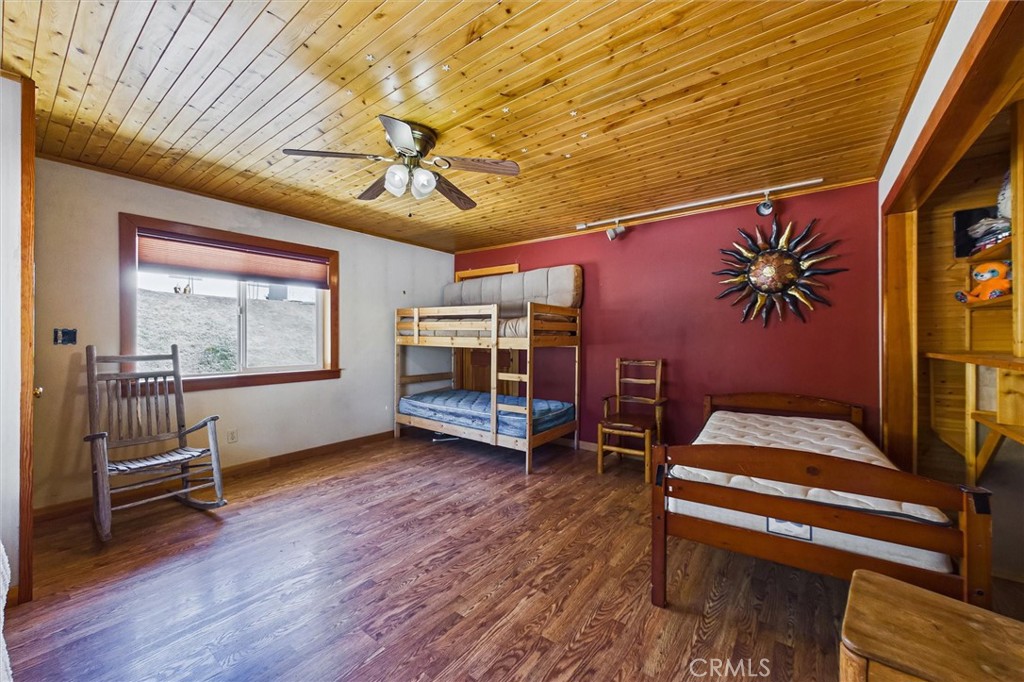 101 Gasline Property Photo 29