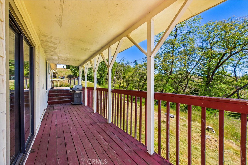 101 Gasline Property Photo 69