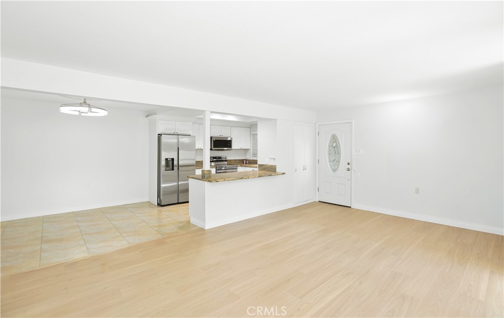 2191 Via Mariposa E B Property Photo 2