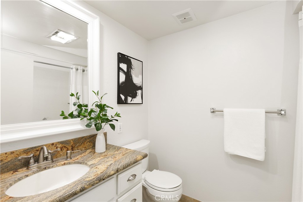 2191 Via Mariposa E B Property Photo 25