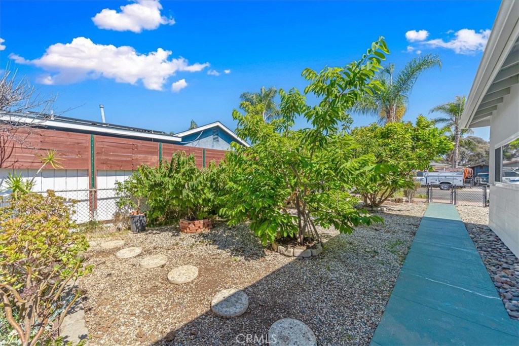 1330 Bush Street Property Photo 7