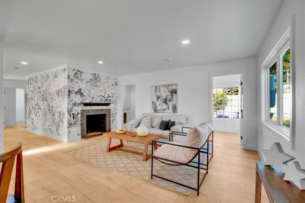 600 Maple Property Photo 5
