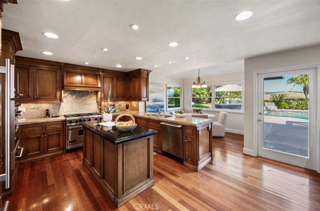 29902 Hillside Terrace Property Photo 12