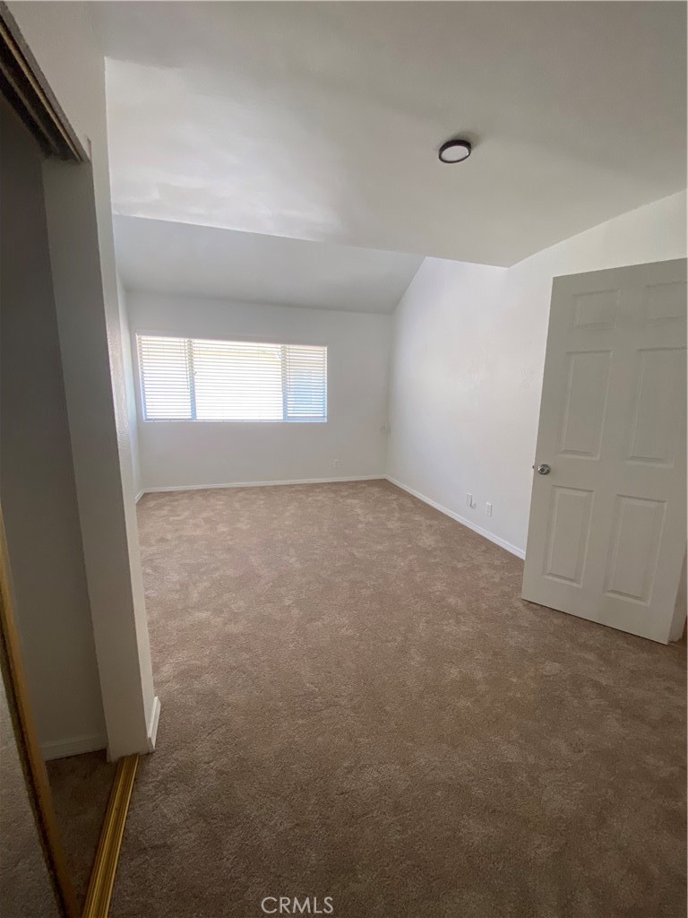 7651 Reseda Blv 5t Property Photo 14