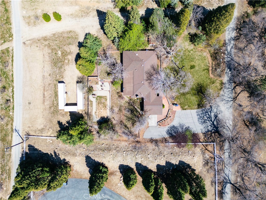 39285 Snowline Property Photo 5