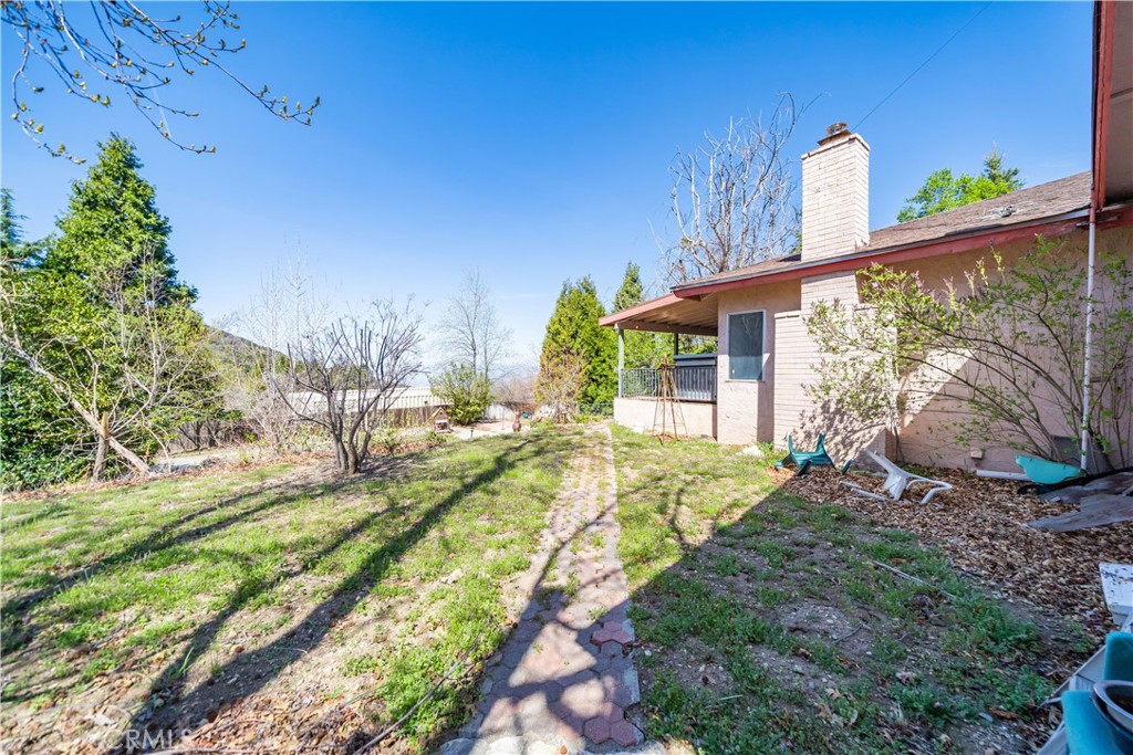 39285 Snowline Property Photo 26