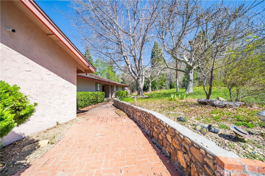 39285 Snowline Property Photo 31
