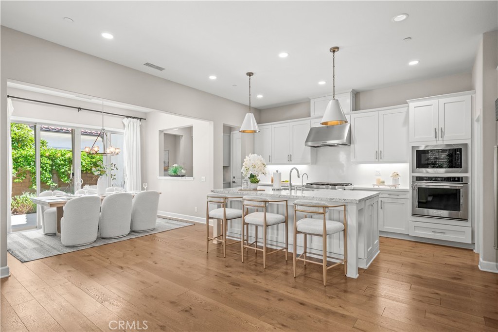 52 English Saddle Property Photo 5