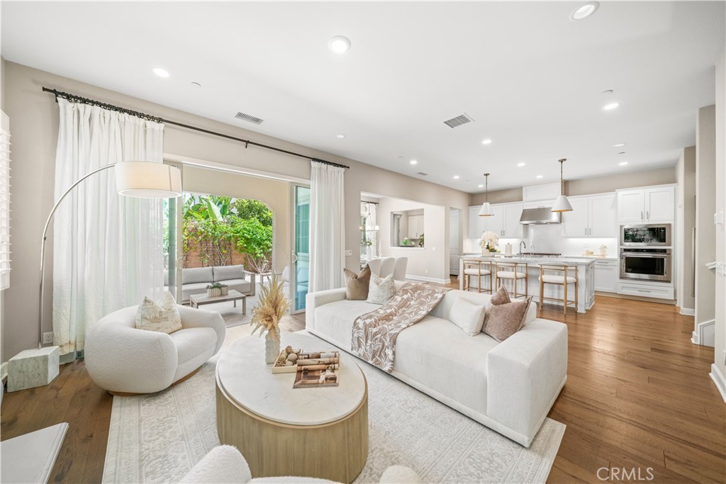 52 English Saddle Property Photo 14