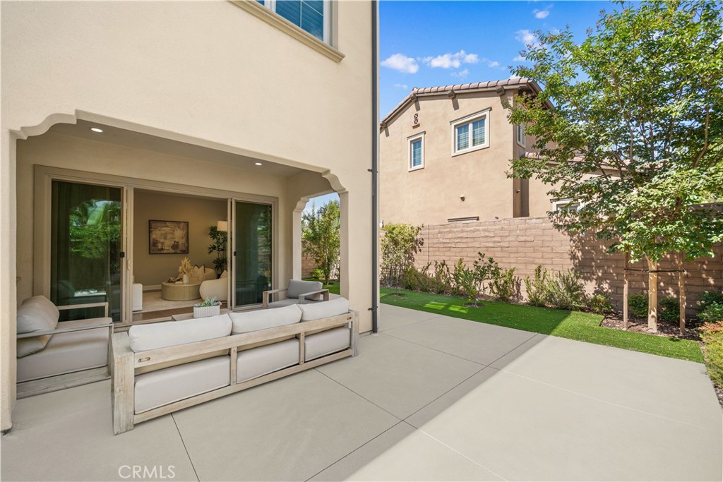 52 English Saddle Property Photo 23