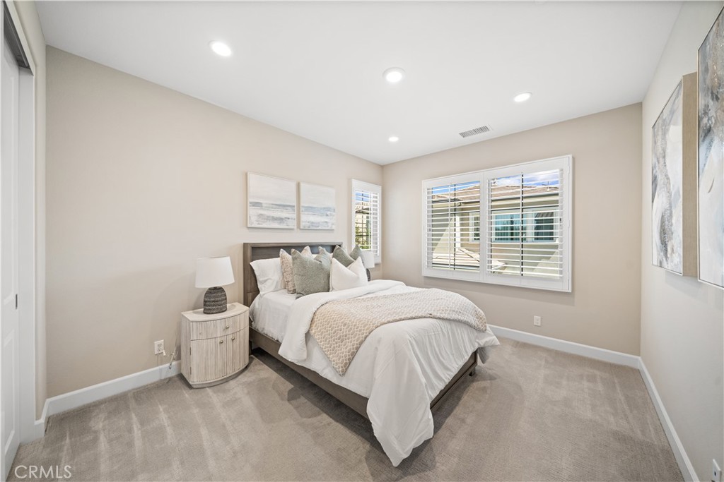 52 English Saddle Property Photo 40