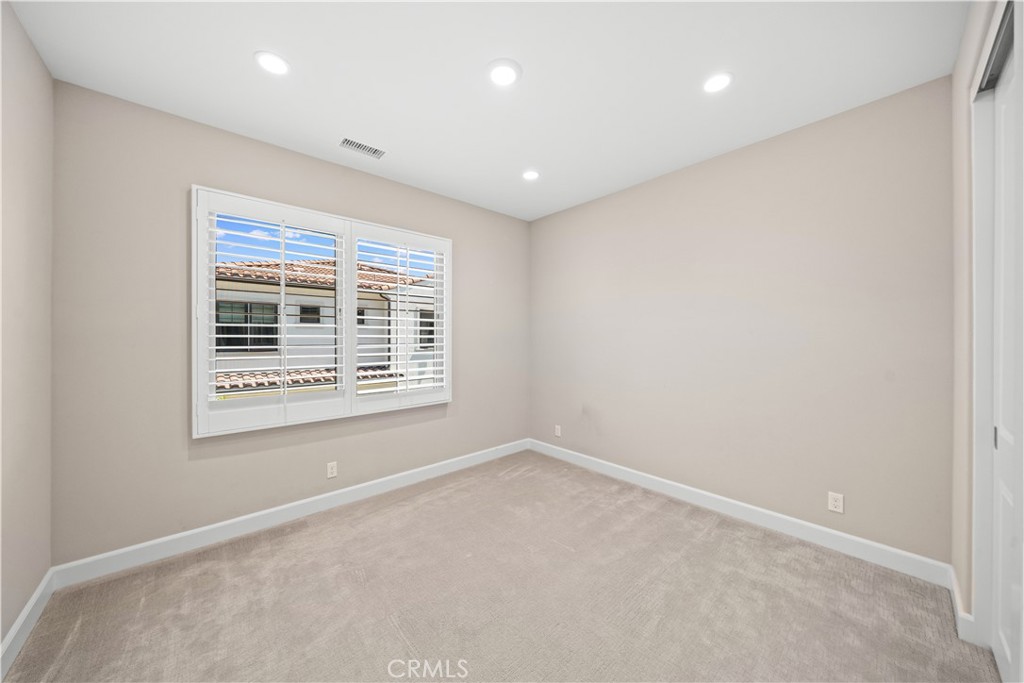 52 English Saddle Property Photo 46