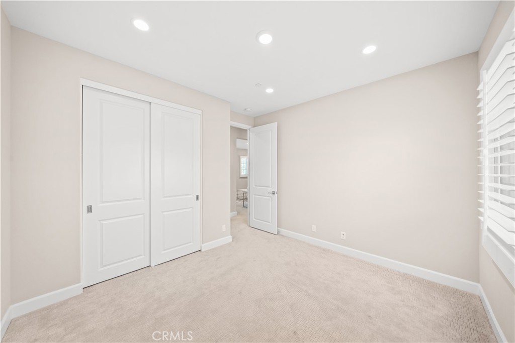 52 English Saddle Property Photo 47