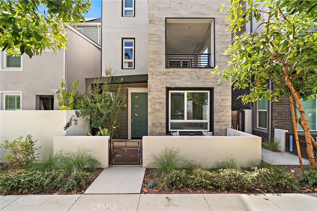 230 Abacus Property Photo 1