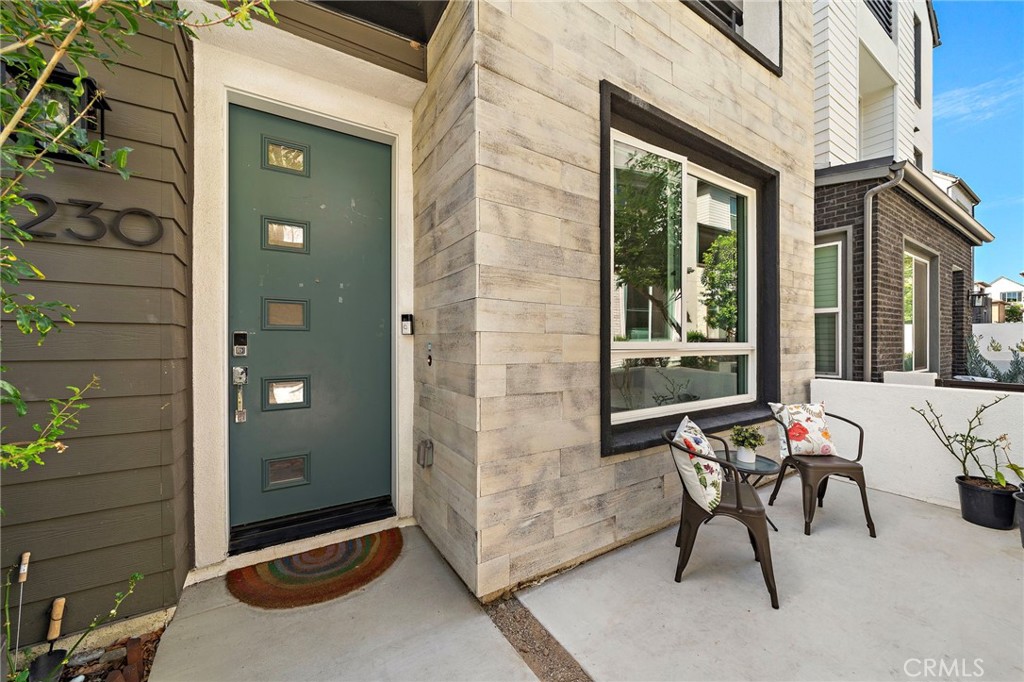 230 Abacus Property Photo 4