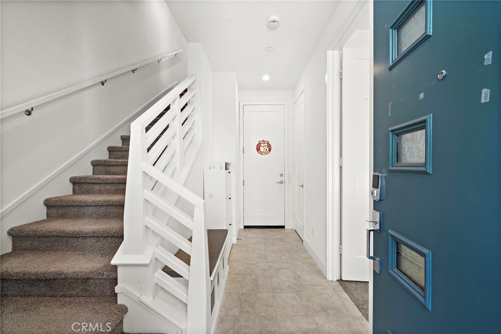 230 Abacus Property Photo 5