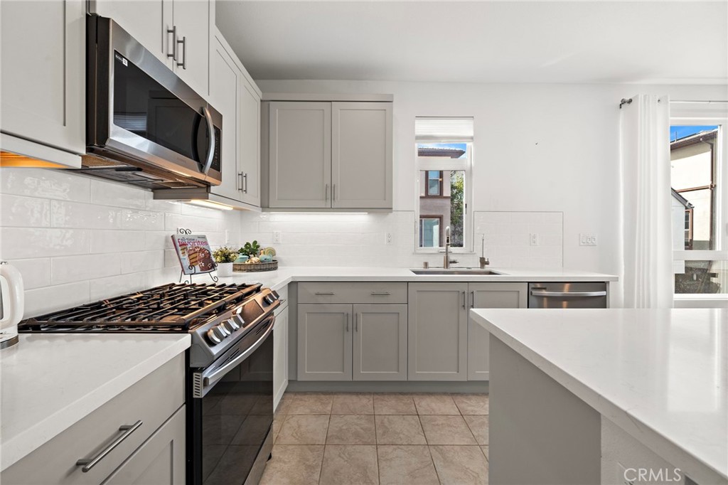 230 Abacus Property Photo 15