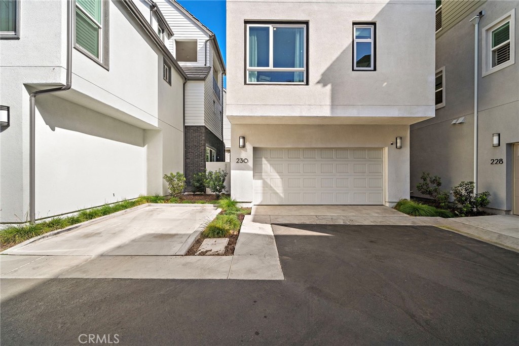 230 Abacus Property Photo 34