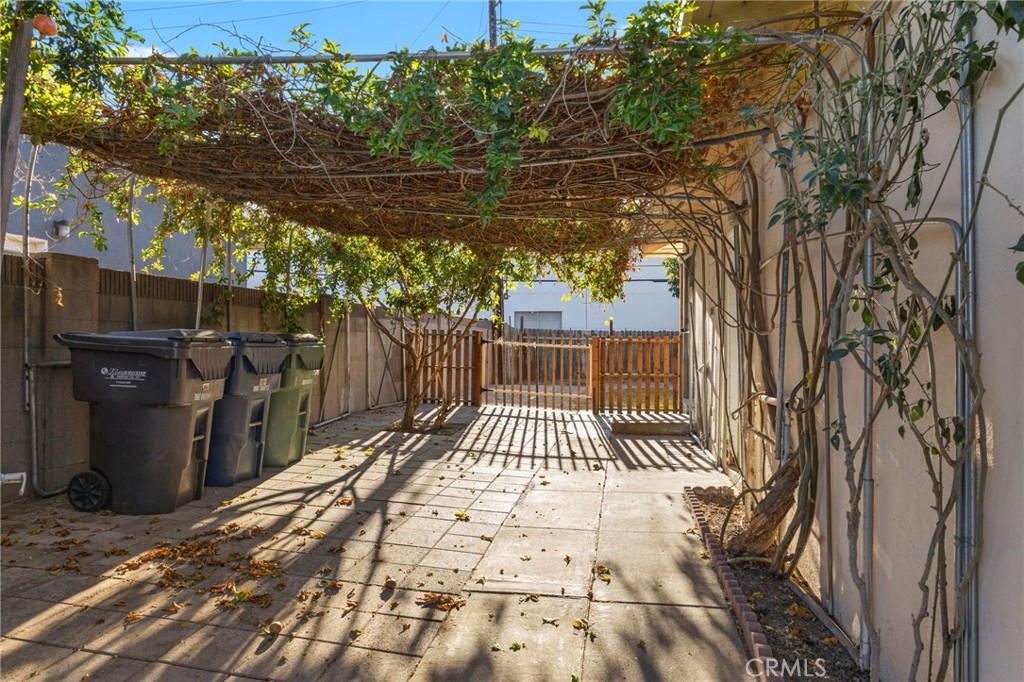 16451 Rhone Property Photo 23