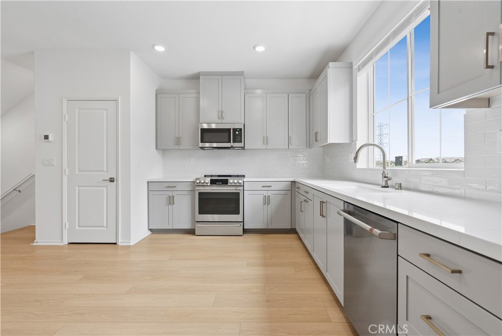 16112 Currant Lane Property Photo 4