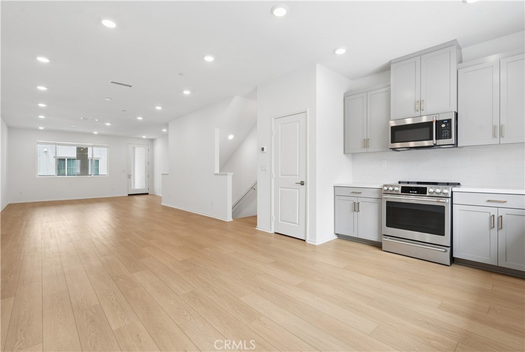 16112 Currant Lane Property Photo 6