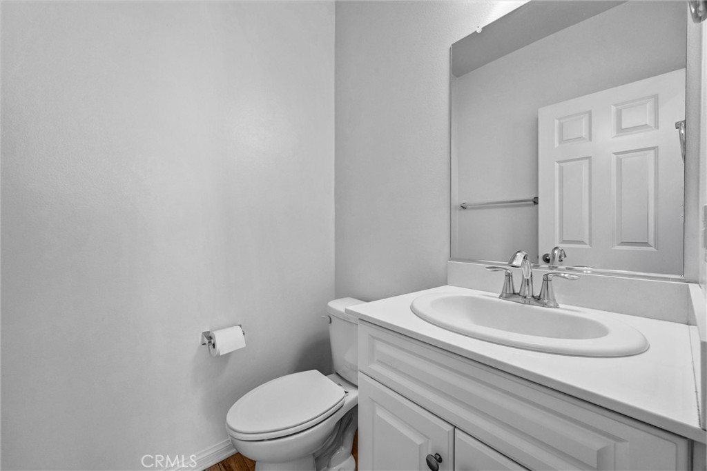 125 Neptune Property Photo 10