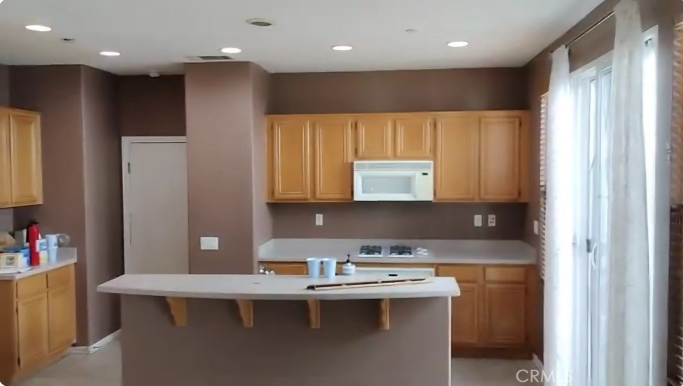 4 Honey Tree Property Photo 2