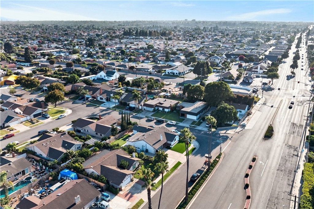 9574 Talbert Property Photo 44