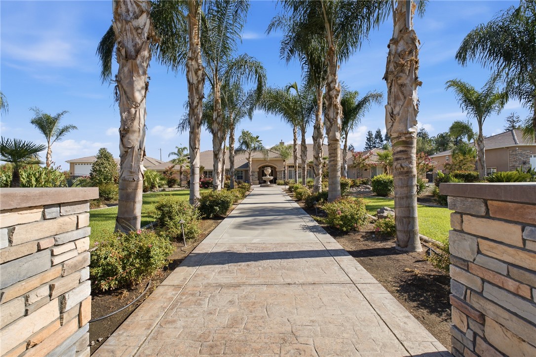 17041 Anelura Court Property Photo 3