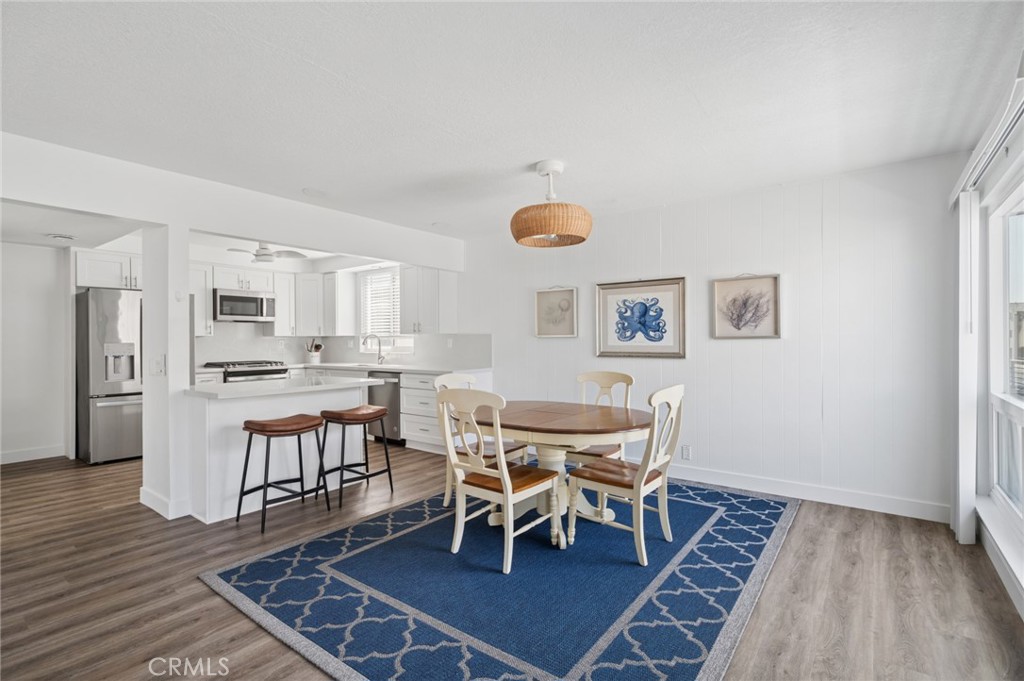 5212 Seashore B Property Photo 6