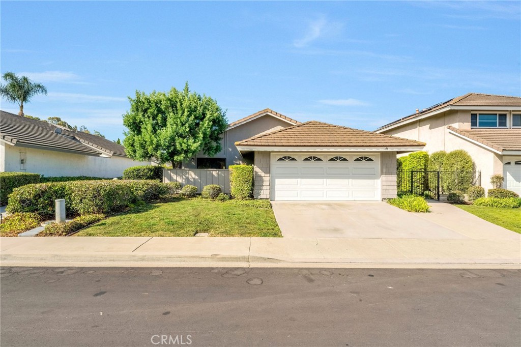 44 Sandpiper Property Photo 1