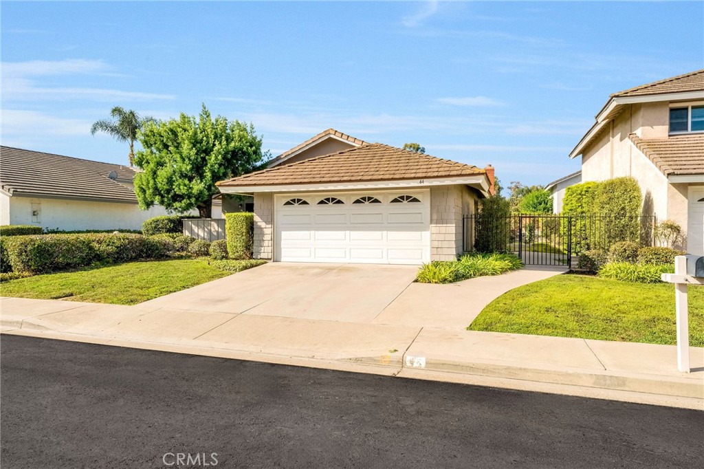 44 Sandpiper Property Photo 4