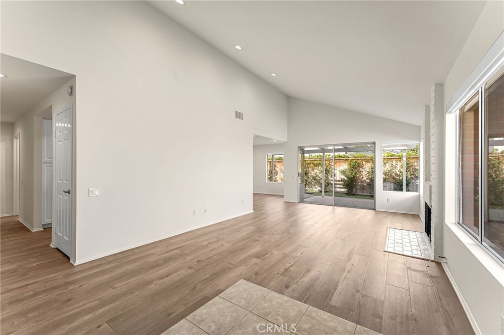 44 Sandpiper Property Photo 6